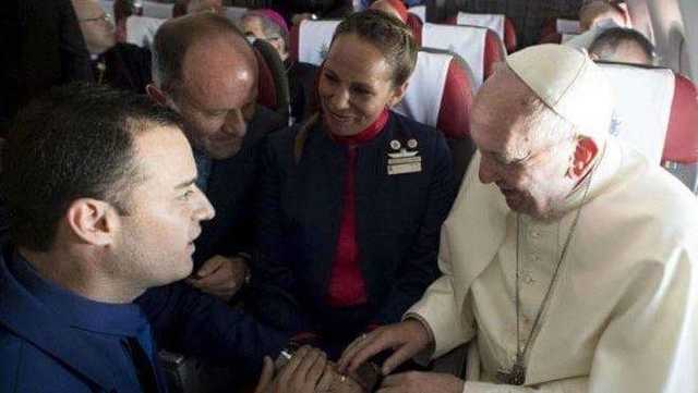 Papa Assistenti Di Volo