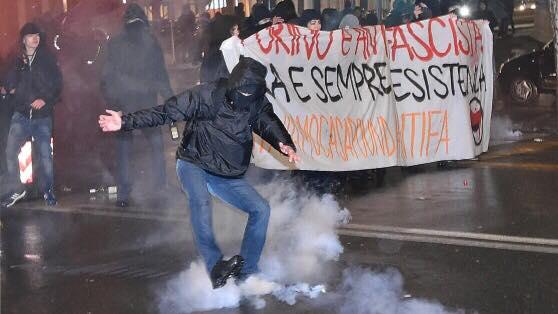Scontri Antifascisti Torino