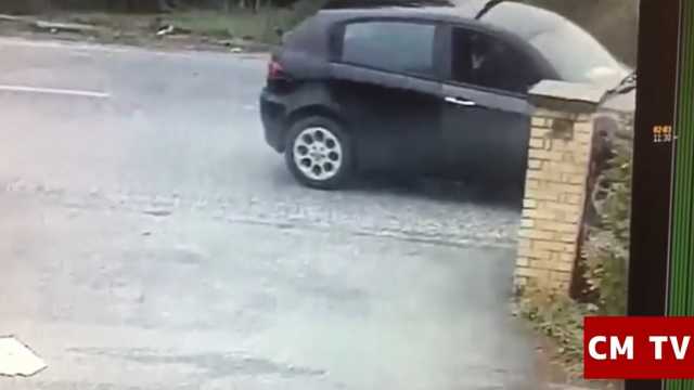 Sparatoria Macerata Foto