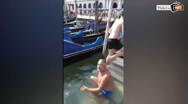 Turista Francese Piazza San Marco