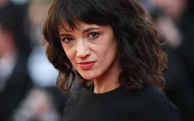 Asia Argento Ok