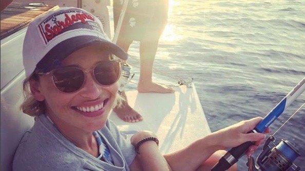 Emilia Clarke Sardegna 16 9