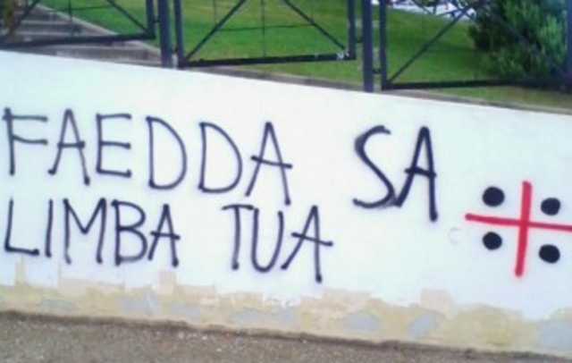 Limba E PoliticalinguisticaIMG 5242 338x450