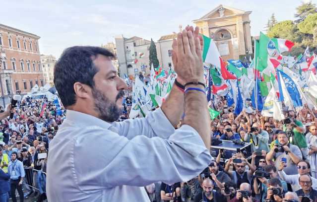Salvini Piazza Roma1
