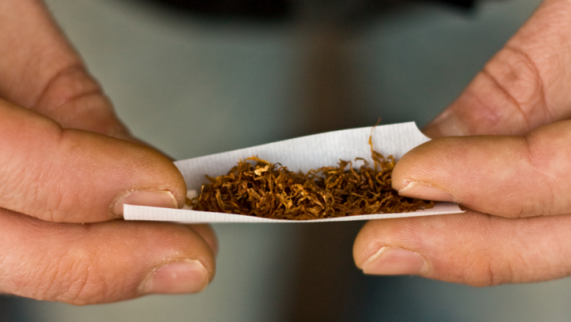 Tassa Filtri E Cartine Sigarette