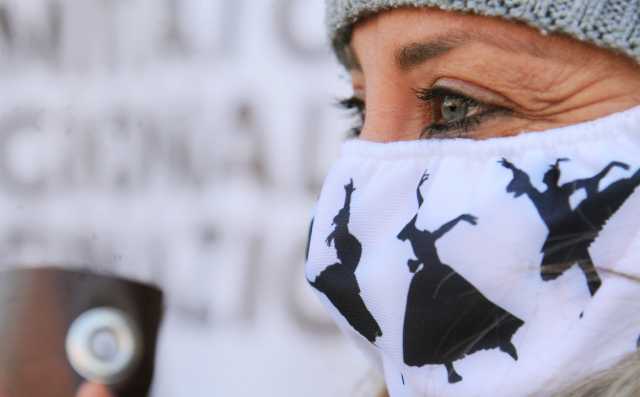 Imagoeconomica 1536182