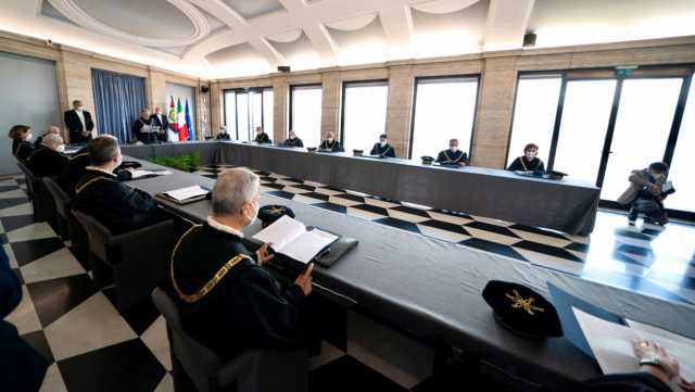 Imagoeconomica 1566631