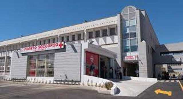 Aspirante suicida ricoverato al Policlinico