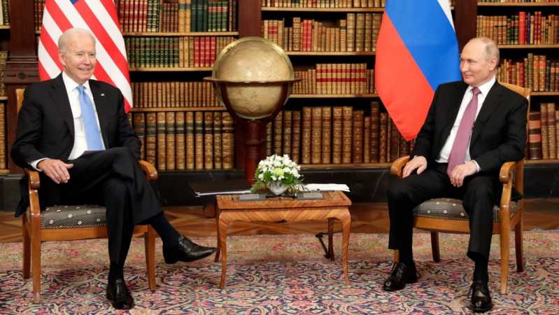 Biden e Putin 