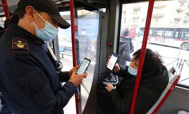 Controlli pass su bus
