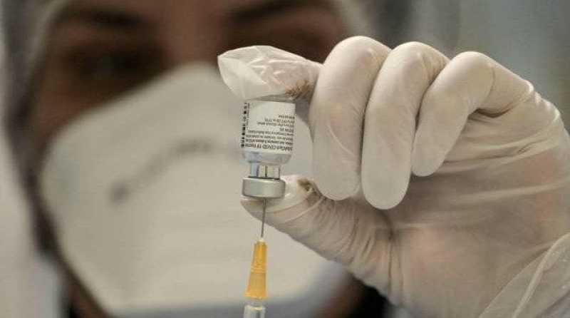 infermiera vaccino covid