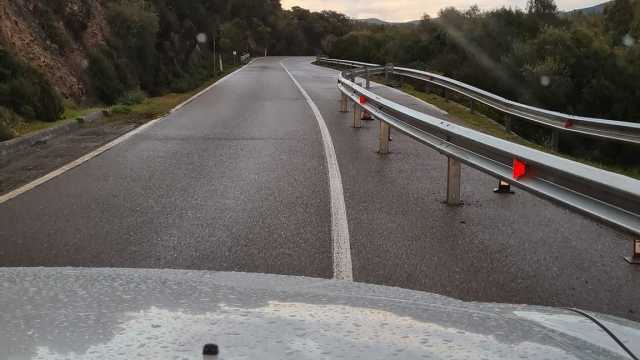 Il Guardrail in mezzo alla strada