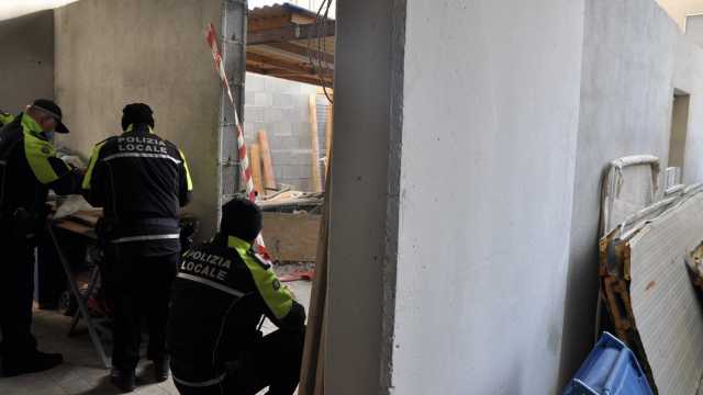 Costruzione abusiva sequestrata in via Schiavazzi 