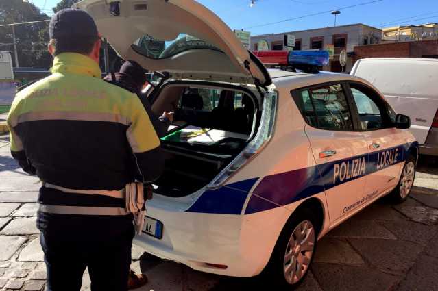 Posto di blocco polizia municipale