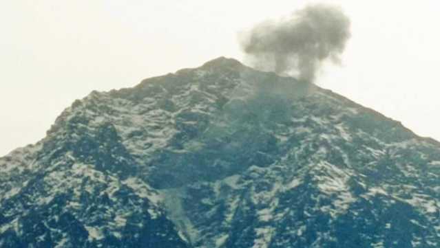 Il fumo dopo lo schianto 