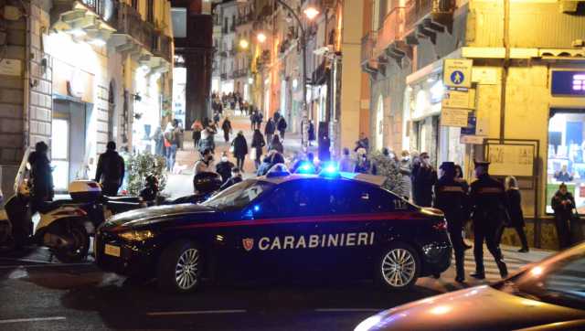 Largo Carlo Felice carabinieri
