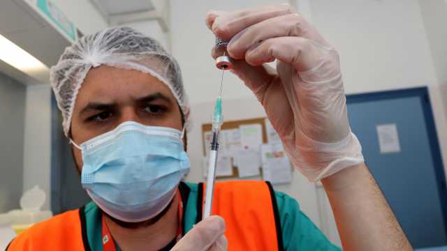 Problemi per le sanzioni sull'obbligo vaccianale over 50