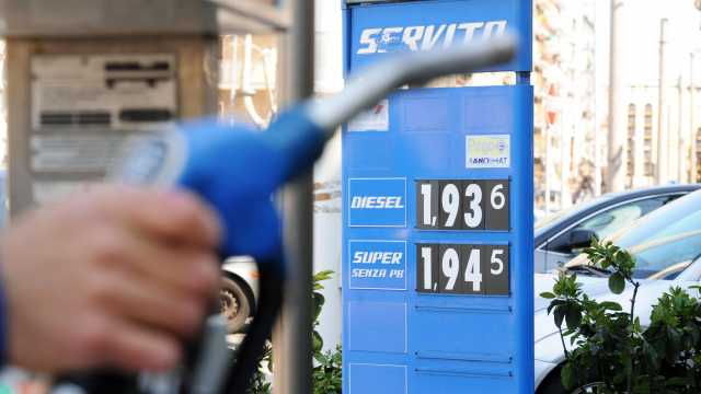 Prorogato il taglio delle accise