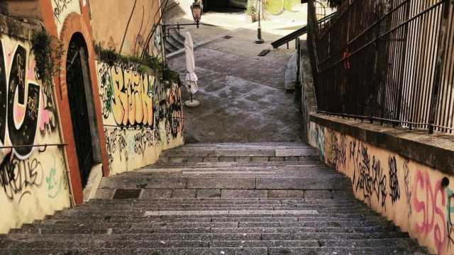 Cagliari, spara con la pistola a salve in pieno centro: giovane denunciato