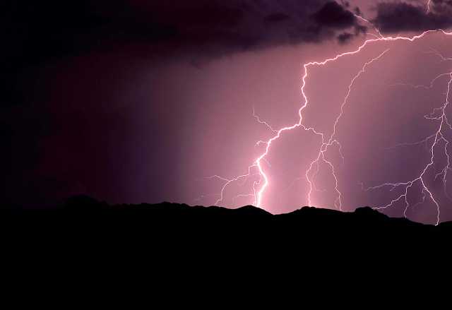 Fulmine foto simbolo 