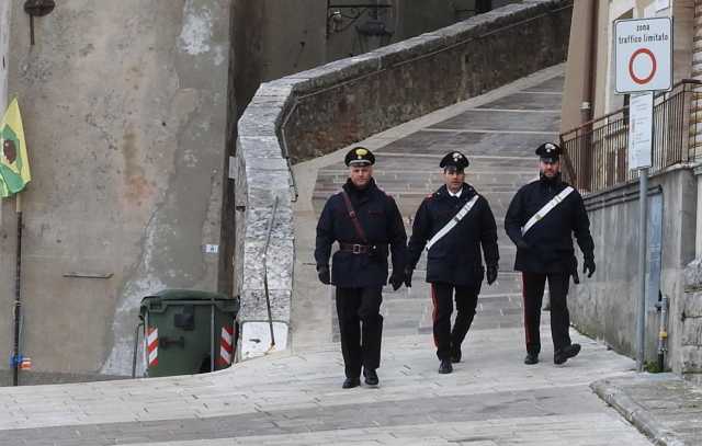 Carabinieri Foto Simbolo