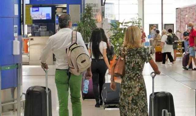 Avviso Passeggeri Elmas