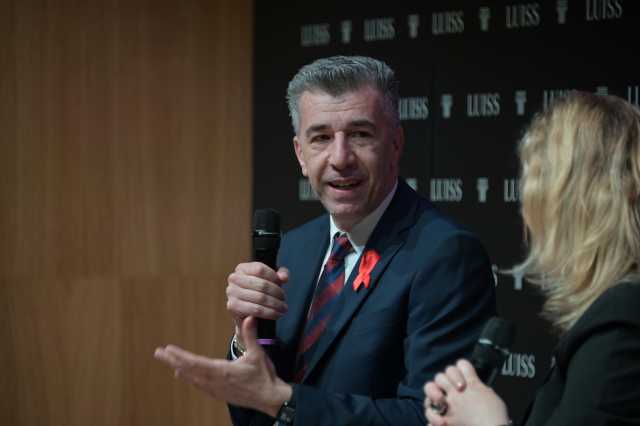 Imagoeconomica 2212062