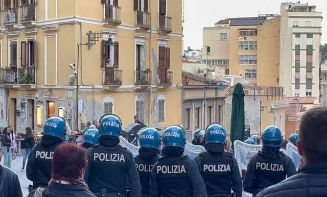 POLIZIA ANTI SOMMOSSA
