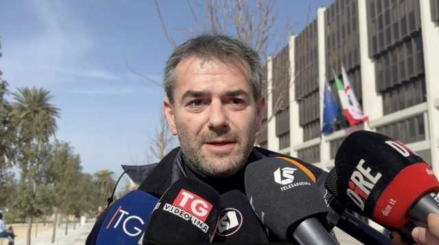 Massimo Zedda Su Via Roma