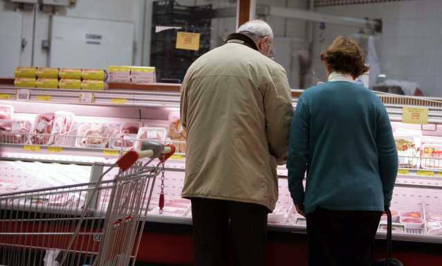 Pensionati Al Supermercato