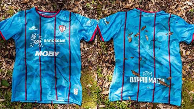 Terza Maglia Del Cagliari