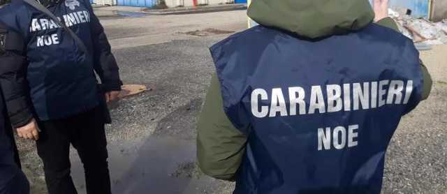 Carabinieri Assemini Deposito Rifiuti