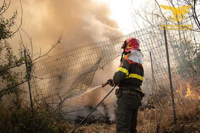 Incendio Sardegna Youtg