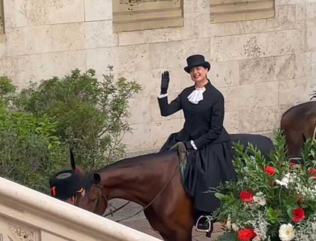 Marzia Cilloccu Arriva A Cavallo
