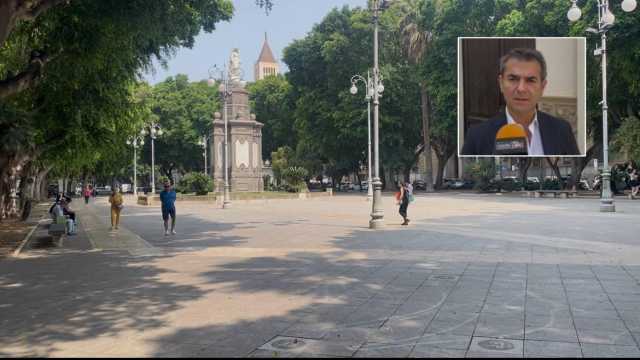 Piazza Del Carimne E Il Sindsco Massimo Zedda Nel Riquadro