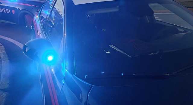 Dettagli Auto Carabinieri Notte
