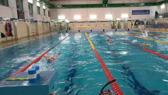 Piscina Via Degli Sport