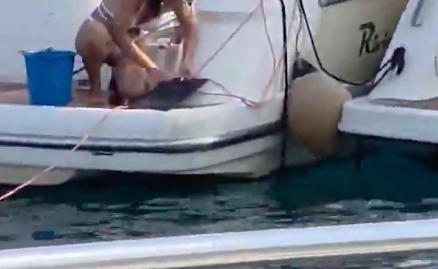 Ischia Lava I Piatti In Mare