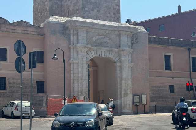Porta Cristina