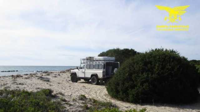 Mezzo Sulle Dune Con Logo