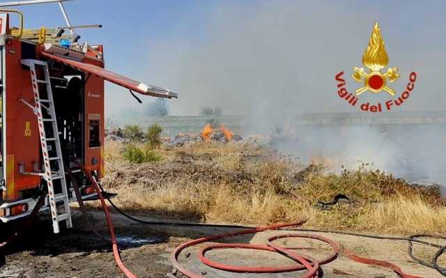 Incendio Vigili Del Fuoco Quartu