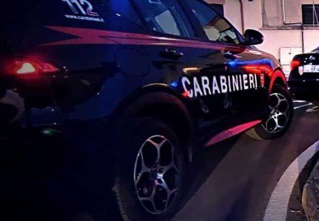Dettaglio Su Auto Dei Carabinieri