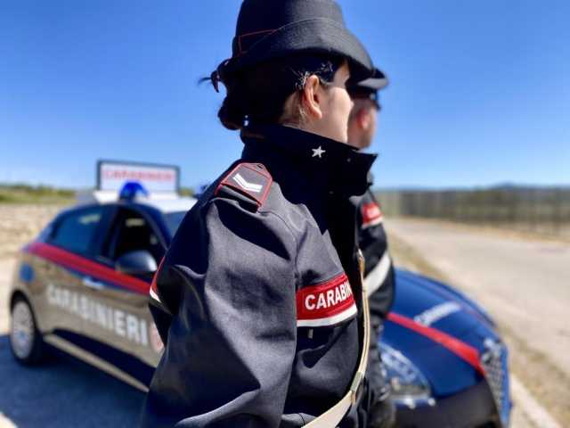 LACONI MALTRATTAMENTI NEI CONFRONTI DELLA COMPAGNA ARRESTATO DAI CARABINIERIjpg