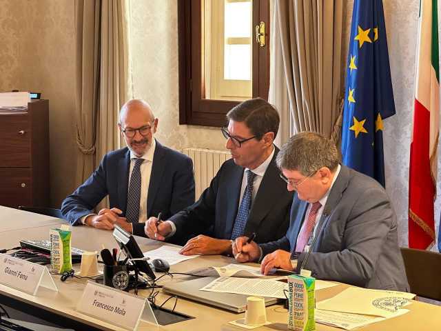 Firma Accordo Quadro Unica Corecom 1211