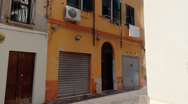 Sassari Minaccia Di Far Esplodere Palazzo