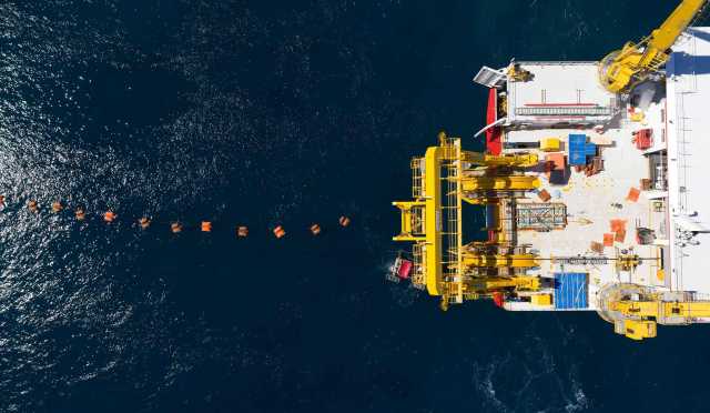 Thyrrenian link, il record mondiale di Terna: cavo a 2150 metri di profondità tra la Sardegna e la Sicilia