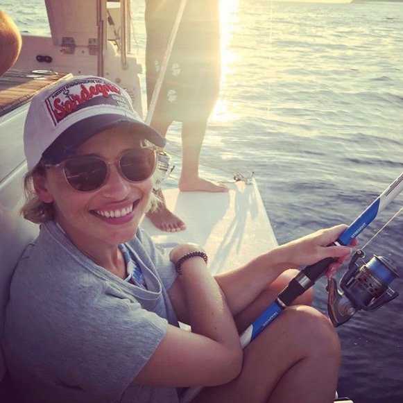 emilia-clarke-sardegna-quadrata