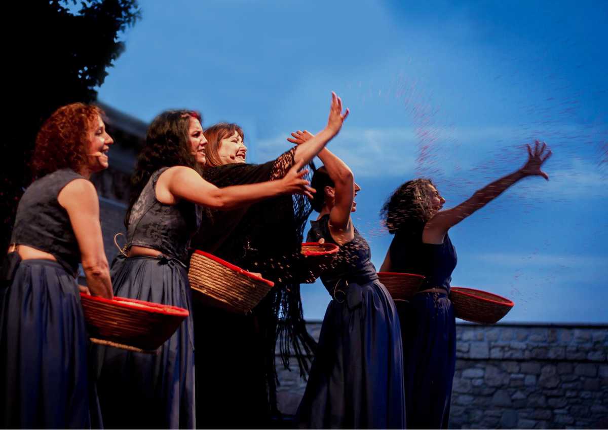 Foto-donne-compagnia-Actores-Alidos-1