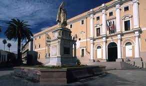 cOMUNE-oRISTANO-pALAZZO-DEGLI-SCOLOPI