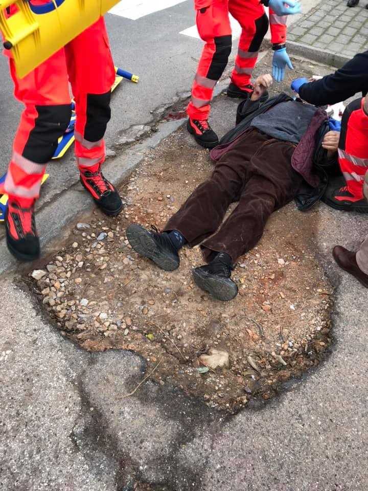 Anziano-Caduto-Carbonia-intera